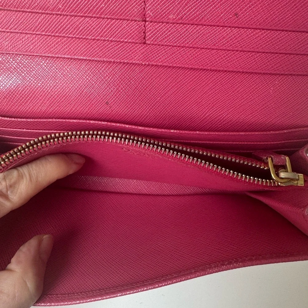 Prada Women’s Long Saffiano Metal Peonia Wallet